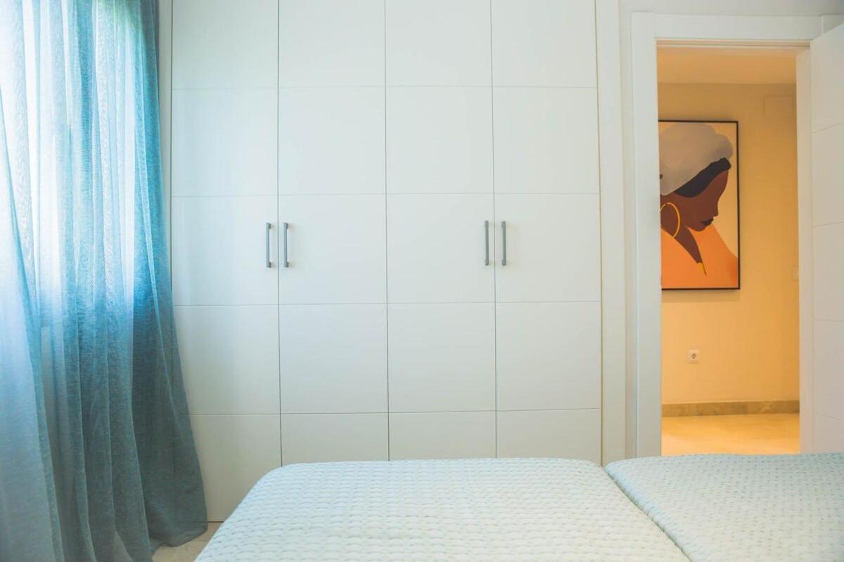 Exclusivo Apartamento En Los Flamingos Golf Estepona Exterior photo