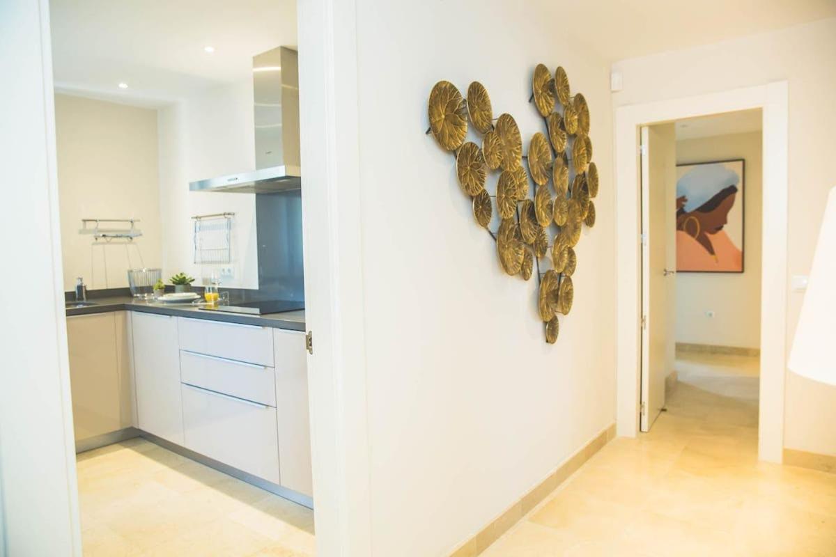 Exclusivo Apartamento En Los Flamingos Golf Estepona Exterior photo
