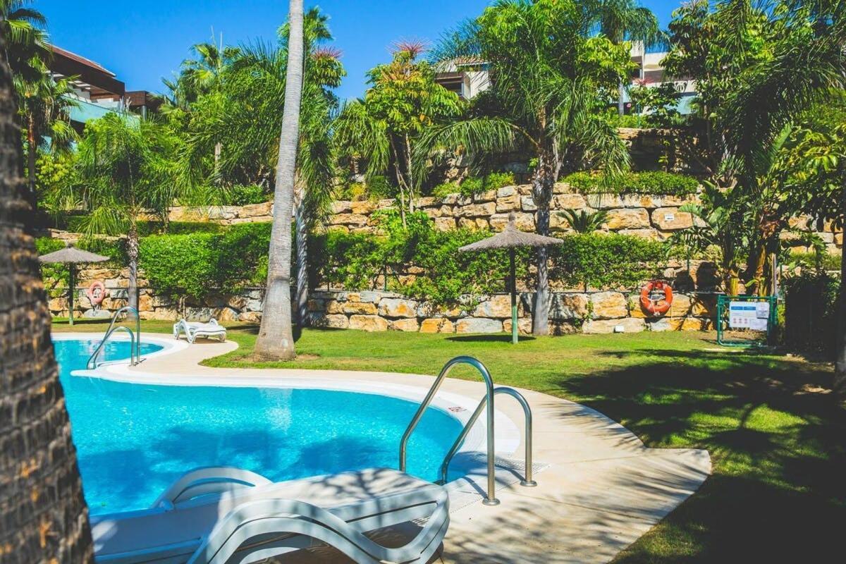 Exclusivo Apartamento En Los Flamingos Golf Estepona Exterior photo